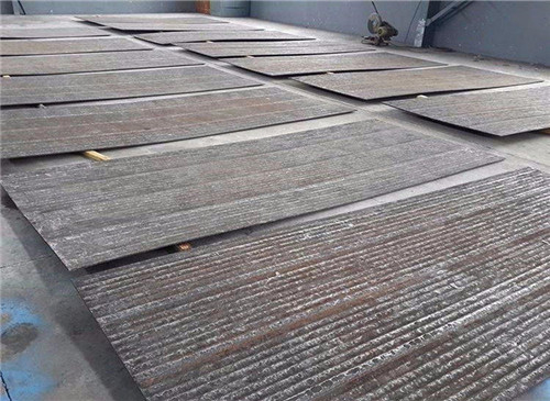 供应化工用堆焊双金属复合耐磨衬板